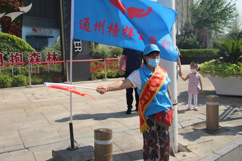 <strong>美女主播肏逼免费视频</strong>